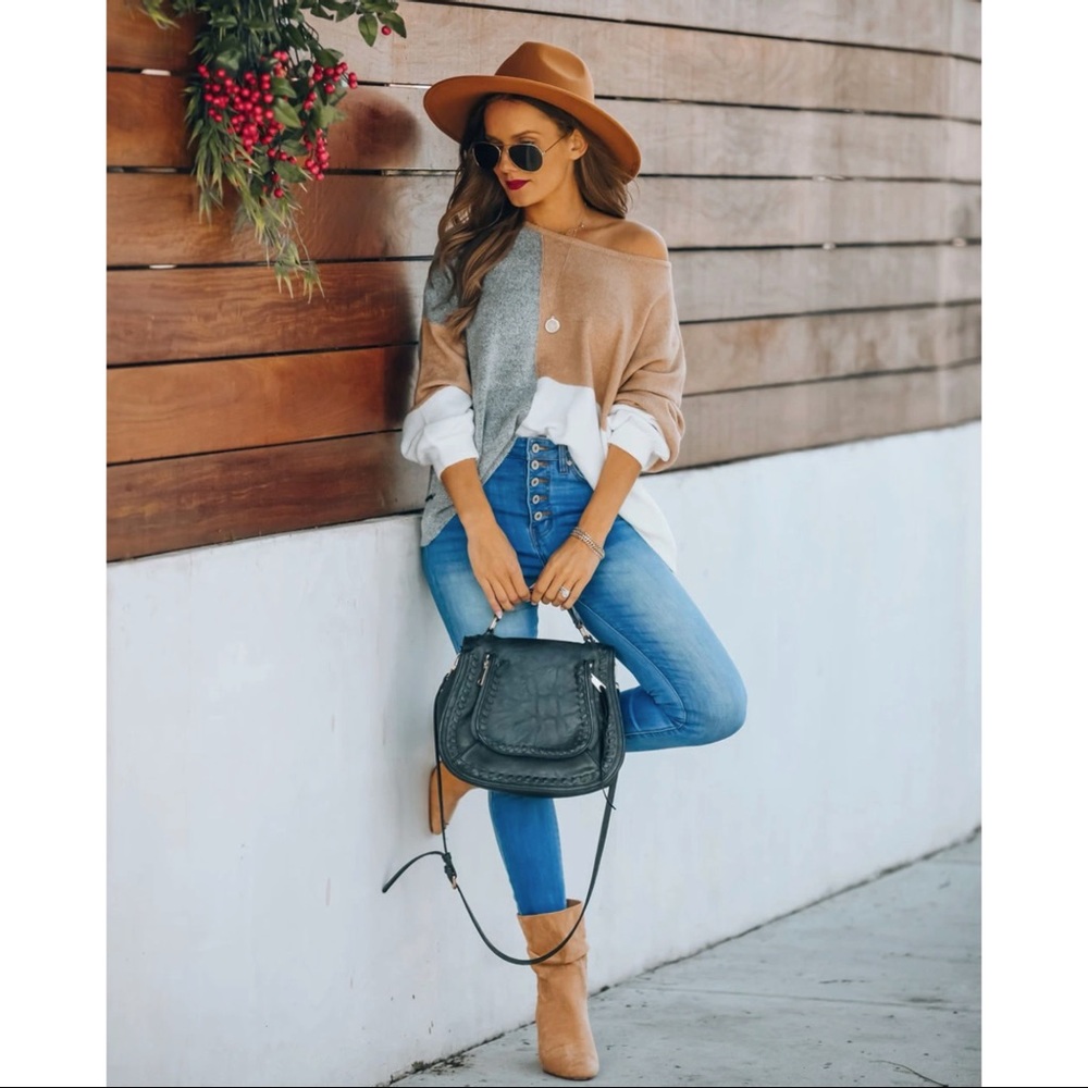 FLASH SALE -WANNA BE YOURS COLORBLOCK KNIT SWEATER - Picture 2 of 9